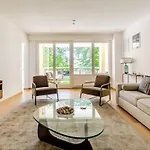 Luxurious 2br Family - Champel * Ginebra