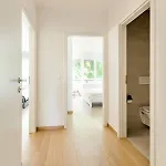 Luxurious 2br Family - Champel